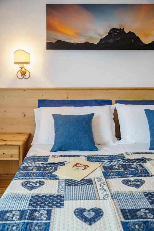 Hotel Roma San Vito di Cadore Habitación foto